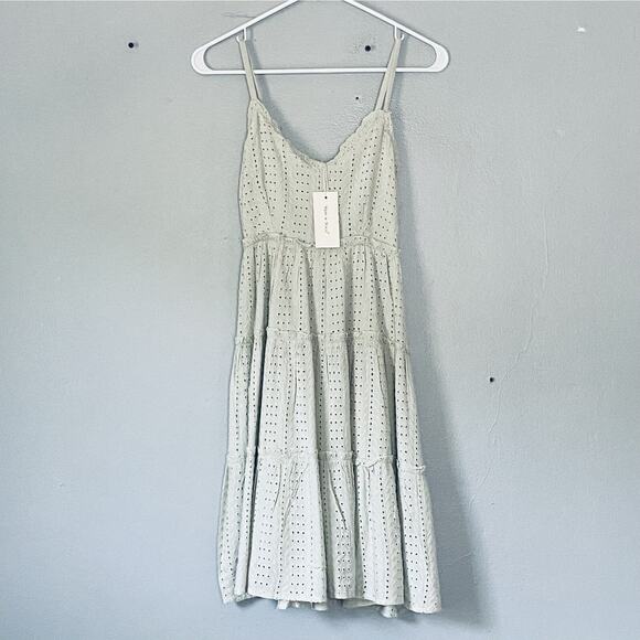 Sim & Sam Dress XS Sage Green Tiered Eyelet Mini Sundress Adjustable Straps NEW* - Picture 1 of 9